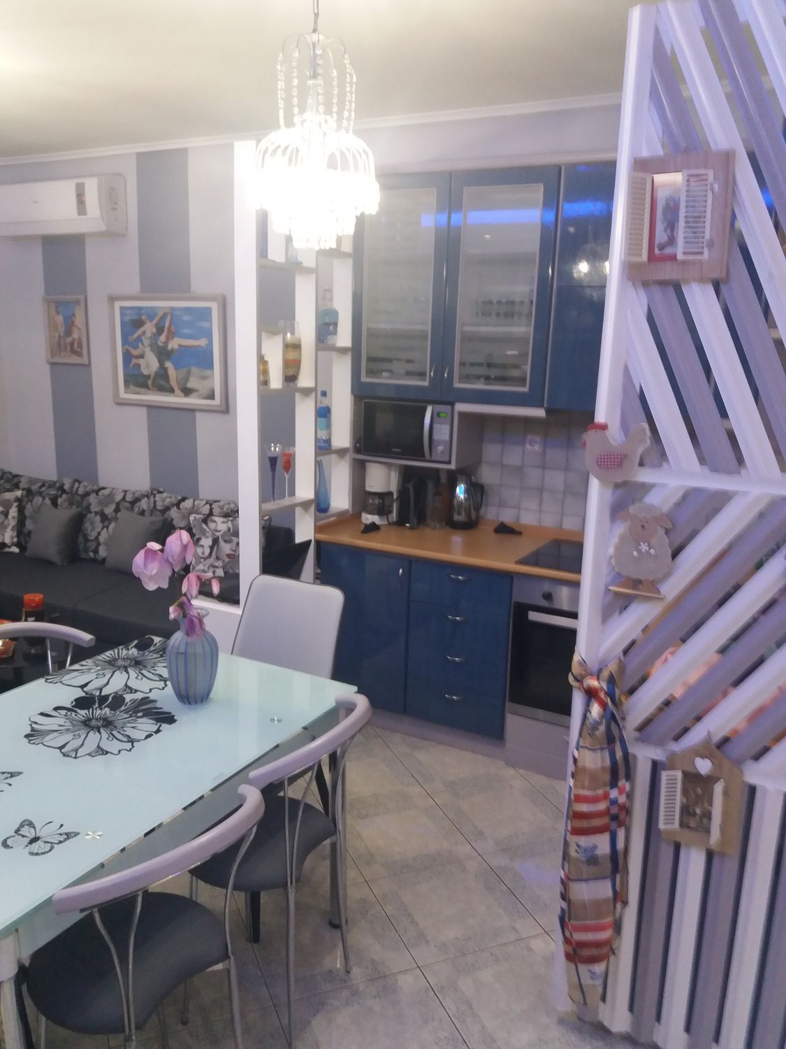 1002 BlueHouse 2026 43
